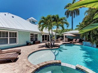 Warm up this winter at Conch Out Beach House #1
