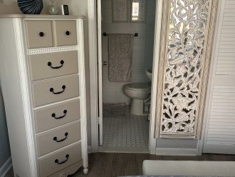 Guest suite has a bathroom with bath/shower combination