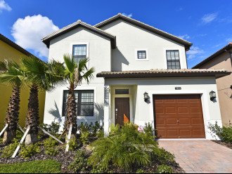 Gorgeous 5 Bed Pool Home with Game Room in Solterra Resort-Solt5488 #1