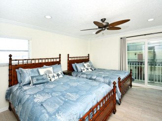 Ocean front 2br/2ba Ocean View, only steps to #1 beach. Gulf Views #18