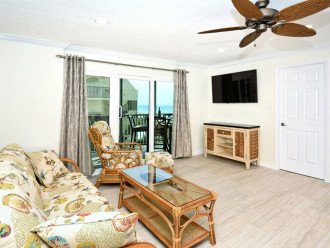 Ocean front 2br/2ba Ocean View, only steps to #1 beach. Gulf Views #11