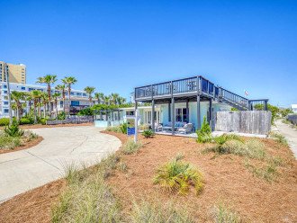 Great updated beach cottage! Just steps from the Gulf of Mexico! #22