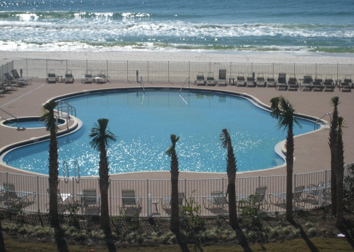Oceanfront, Great Amenities: Hot tubs, Indoor Pool, free beach chairs! Sleeps 8 #1
