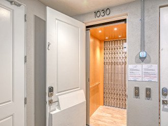 Private Elevator
