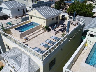 Rooftop is complete with grilling/dining area, lounging, sunning and swimming