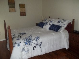 2nd Bedroom double bed