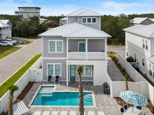 Brand New Elegant Home! Private Pool! Free 6 Seat Golf Cart! 2 Minutes to Beach!