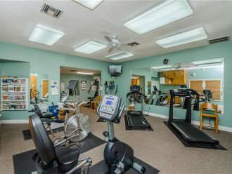 work out room in clubhouse