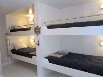 4 extra long twin beds