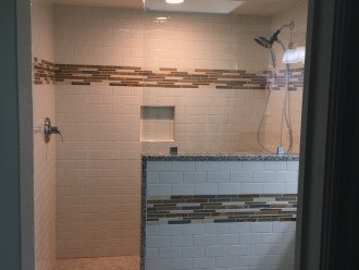 Shower of en-suite bathroom
