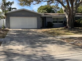 Largo Home close to Pinellas Trail and Clearwater Beach #1
