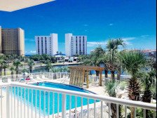 Oceanside condo! The best location in Destin! Last minute Special rates!