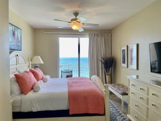 Gulf front King Bedroom Suite