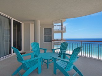 Gulf-front 2 Bedroom with Complimentary Beach Service #1