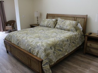 Master Bedroom W/King Size Bed