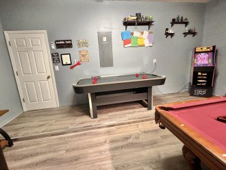 Slate pool table, foosball, air hockey, Ms. PacMan arcade, Wii & firestick