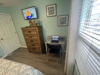 Bedroom #8 Queen with ceiling fan & TV & Desk