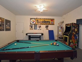AMAZING, AFFORDABLE 6 bd 4 bth Watersong pool home, game room - WR956 #1