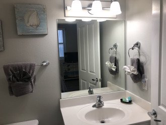 2nd Bath with Side Bedroom