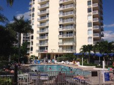 Ft Myers Beachfront - Gorgeous Water Views from 9th Floor !