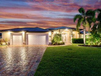 Villa Coral Laguna, Gulf Access, Triple Lot #2