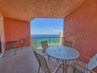 Large Beach Front Pool, Gorgeous Sunsets, Large Condo, Dedicated Parking, HotTub #1