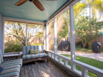 Dolphin screened porch 2022-2