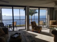 Waterfront Paradise Home, Fully furnished (3 month minimum)