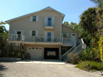 Sanibel Beach House, 400 yards from Gulf of Mexico #1
