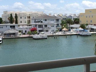Luxury Bay Waterfront: 3 Bds/3 bth, 2116 square feet, 300 yards from the beach. #1