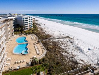 TOP FLOOR, 3 BDRM BEACHFRONT UNIT WITH THE BEST VIEWS IN THE BUILDING! #48