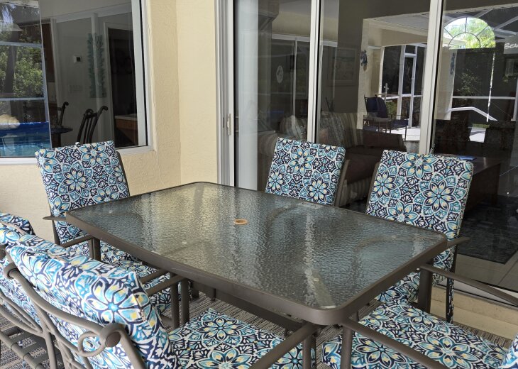 Outdoor eating area