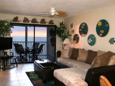 5 Star Gulf-Front Condo with Front Row Sunset Views