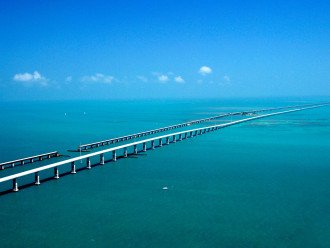 Beautiful image of the 7 mile bridge which is just down the orad from the house!