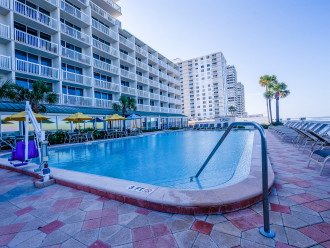 Daytona Beach Resort - Pools Closed Due to Hurricane Damage