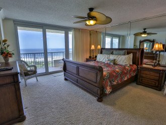 Luxury two bedroom condo with panoramic views! Easy access to beach and pools #1