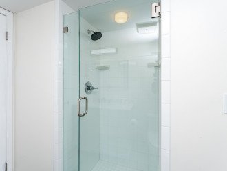Tile/glass shower