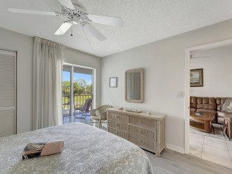 2/2 Vaulted Ceiling 10 Min to beach on golf course #17
