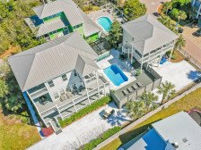 Commanders Palace | Beach View Mansion | Heated Pool | Cabana | 2 Kitchens