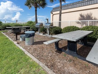 Choose gas grills or charcoal and beachfront picnics!