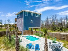 Gulf View Walk To Beach Pet Friendly Private Pool Fenced Yard Monthly Available!