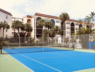 WATERFRONT CONDO AT ANGLERS COVE RESORTS, MARCO ISLAND-WEEKLY RENTALS AVAILABLE! #2