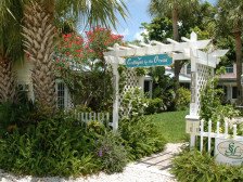 Cottages by the Ocean - studios, 1/1 - Walk to Beach
