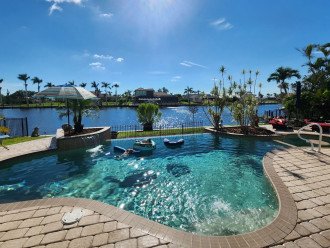 WATERRONT Gulf Access w/ Heated Infinity Pool & Spa. Sunsets!!!