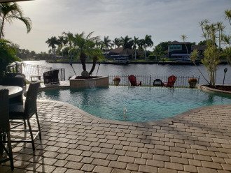 Waterfront, Heated, Infinity Edge Pool & Spa - Gulf Access - SW Rear Exposure