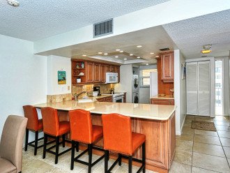 Open floor plan kitchen/dining area