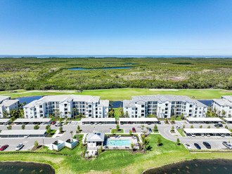 Top-floor unit with amazing views and golf membership in Heritage Landing! #2