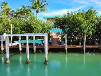 Sombrero Beach Rentals, House with Pool~Spa~Boat Dock~ walk to Sombrero Beach!!! #25