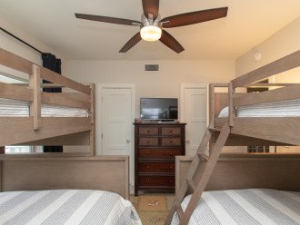 Guest Room with Double Bunk Beds