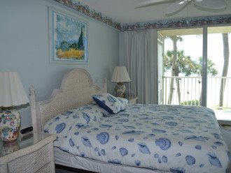 Oceanfront Renovated 304 Beach Pool Free WiFi Phone Parking #1